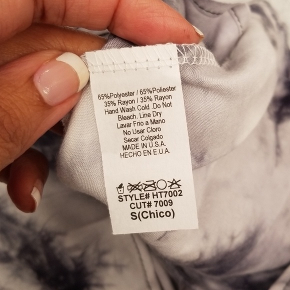 Short sleeve off the shoulder tie dye tunic top. - Picture 5 of 6